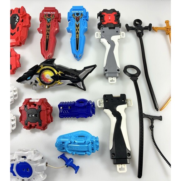 Beyblades Launchers & Rip Cords Mixed Lot of Various 31 Pieces - Picture 7 of 13